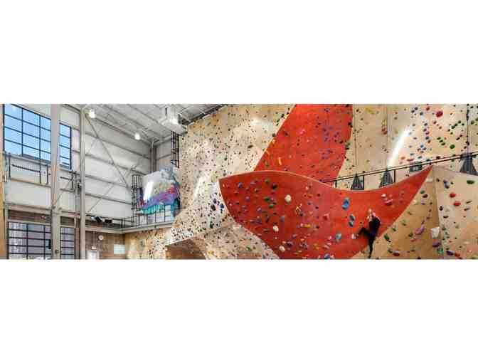 'Learn the Ropes' at Brooklyn Boulders