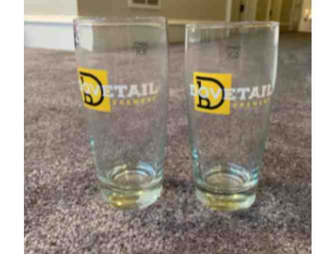 Dovetail Brewery Tour with 3 Beers for 2 plus 2 Glasses