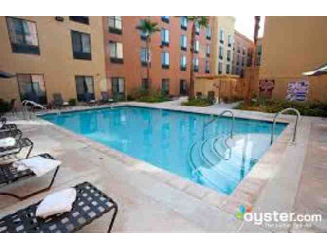 2 Day / 1 Night Stay at Homewood Suites by Hilton - Las Vegas Airport - Photo 4