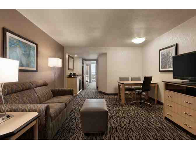 3 Day / 2 Night Two-Room Suite with Full Breakfast at Embassy Suites Las Vegas Conv. Ctr. - Photo 3