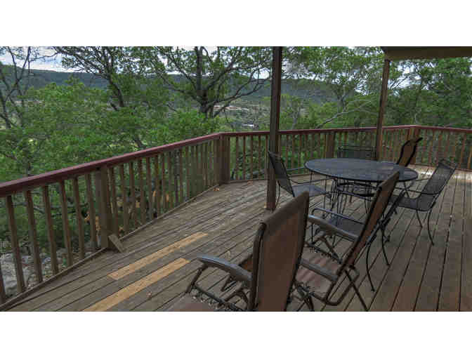6 NIGHT stay in the beautiful Texas Hill Country