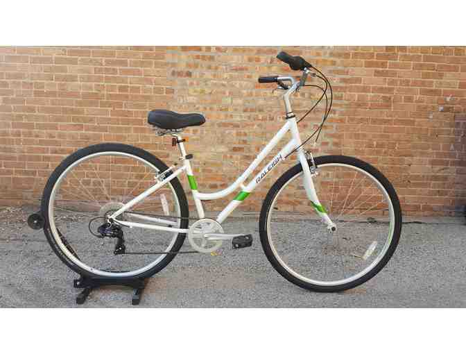 Excellent adult ladies or unisex Raleigh bike