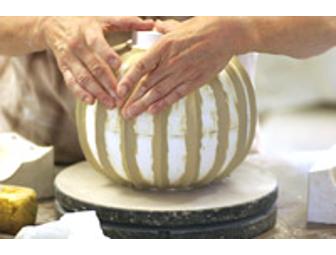 Sonoma Urn Company: Full-size Urn