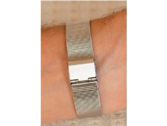 Blue Cliff Monastery: Mens 'It's Now' watch with silver mesh band