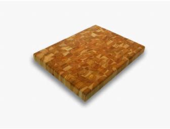 Larch Wood Inc.: The 'Medium Random' Cutting Board