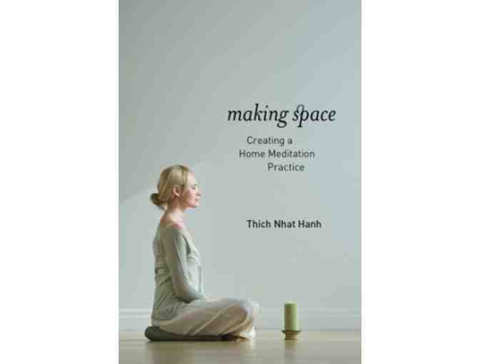 Parallax Press: 'Mindfulness at Home' Five-Item Kit