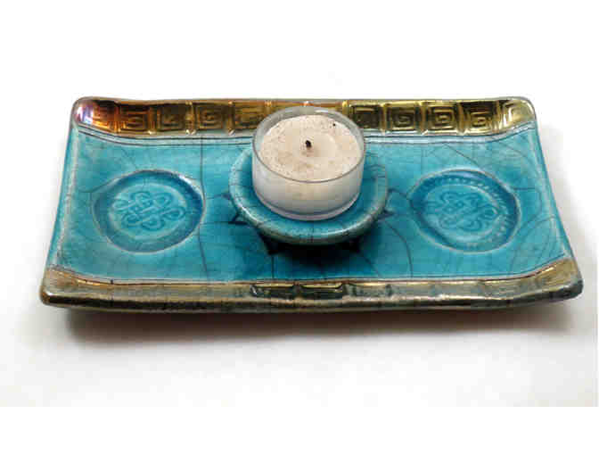 De Baun Fine Ceramics: Handmade Pottery Holder with Lotus & Knot of Eternity