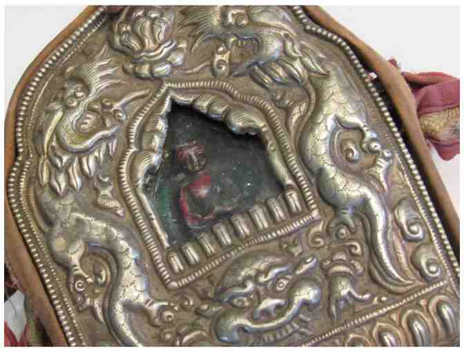 Charles Simmons and Marla Perry: Hand-Formed Bhutanese 'Buddha' Amulet