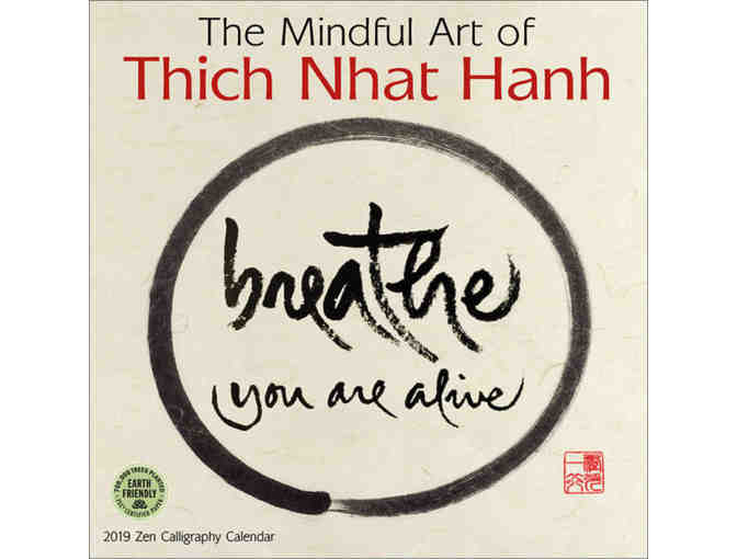 Parallax Press: Thich Nhat Hanh's 'How to Live' Boxed Set with 2019 Wall Calendar