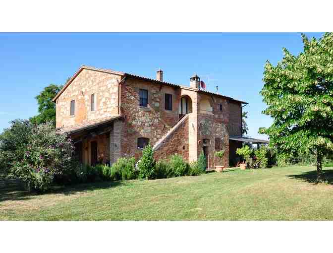 Casa Garuda, Italy: Week-Long Stay in Umbria for Two People - Photo 1