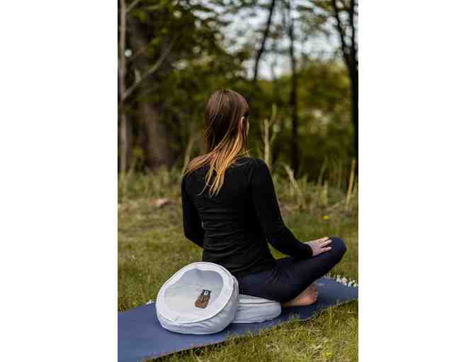 FleuriEtBloomArts: Meditation Cushion (Zafu)