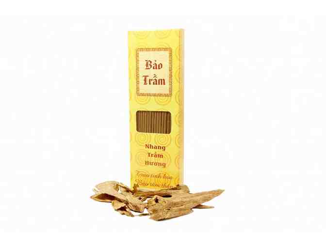Roddy Fancy: Vietnamese Agarwood Bao Tram Stick Incense with 108-Bead Mala
