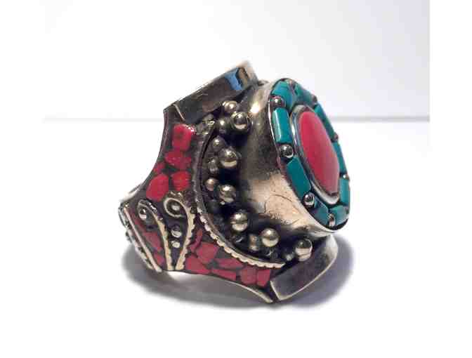 Himalayan Traders: Round-Faced Tibetan Silver Ring with Turquoise & Coral
