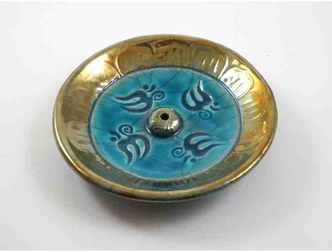 De Baun Fine Ceramics: Handmade Aum and Lotus Incense Burner in Turquoise and Gold