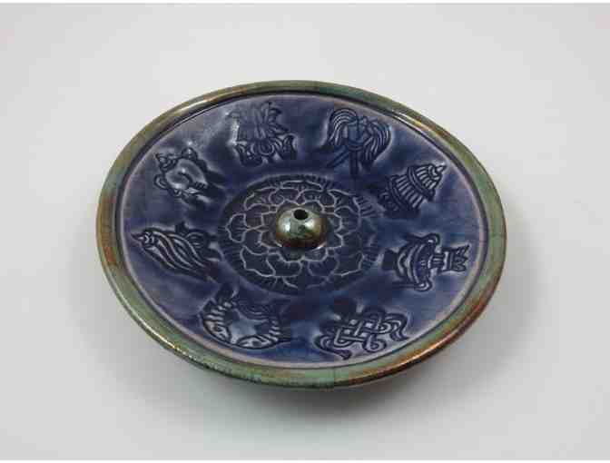De Baun Fine Ceramics: Raku Incense Burner with the Eight Auspicious Symbols in Purple