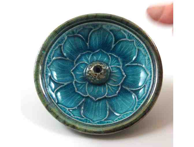 De Baun Fine Ceramics: Handmade Lotus Incense Burner