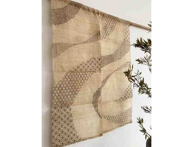 BuildLifeShop: Handwoven and Hand-Embroidered Pure Linen Noren Curtain