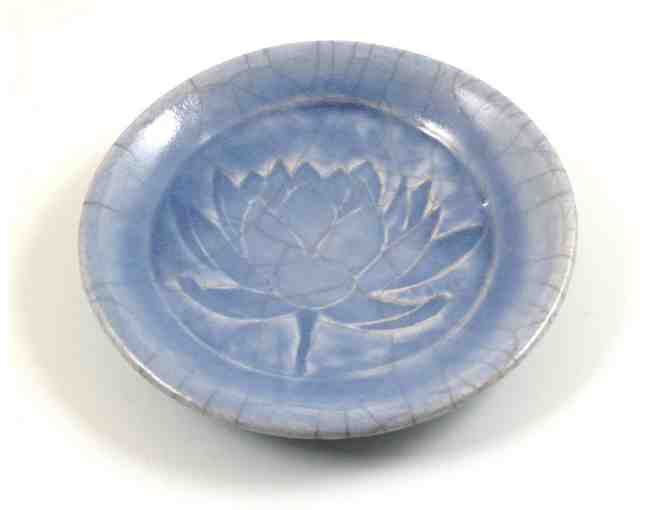 De Baun Fine Ceramics: Handmade Lotus Water Lily Bowl