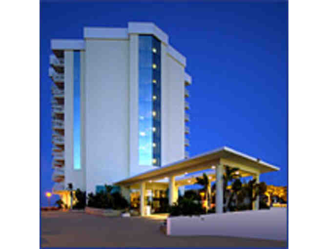 Bahama House Hotel in Daytona Beach, FL