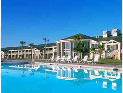 Days Inn and Suites, Jekyll Island, GA