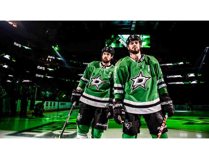 Dallas Stars - autographed Puck by John Klingberg