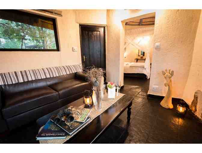 All-Inclusive South Africa Ezulwini Photo Safari for 6 Nights /2 Guests