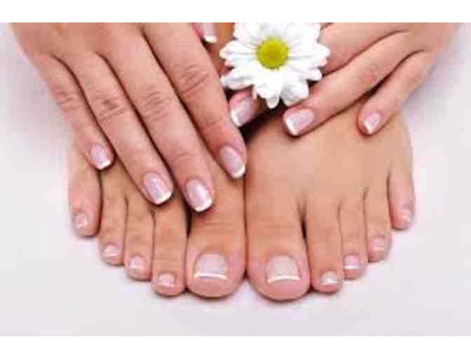 $25 Gift Certificate to LeLe Nails