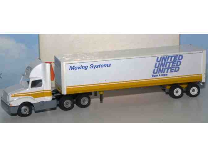 Toy Truck Lot # 11 - Two Winross Model Trucks - Rare