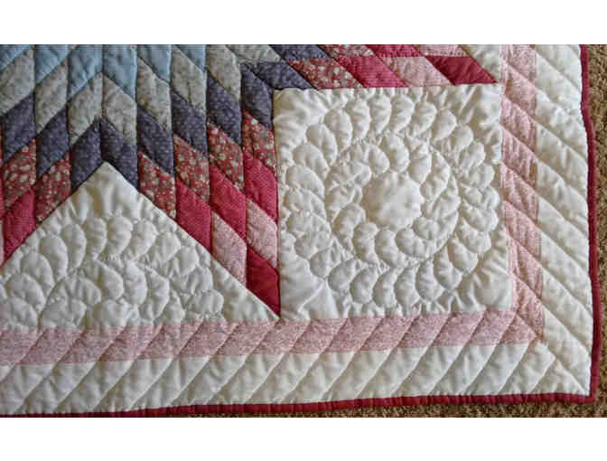 Quilt: Starburst wall hanging