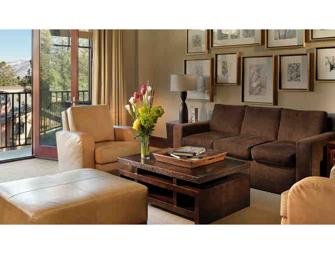 The Ultimate Luxury Lodging Experience in Mammoth at 80/50