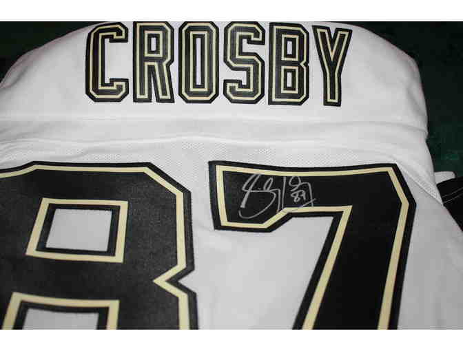 Sidney Crosby Autographed Pittsburgh Penguins Jersey
