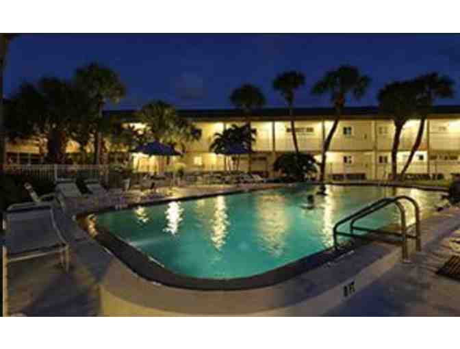 One-Week Gulf Coast Stay in Sarasota's St. Armand's Circle