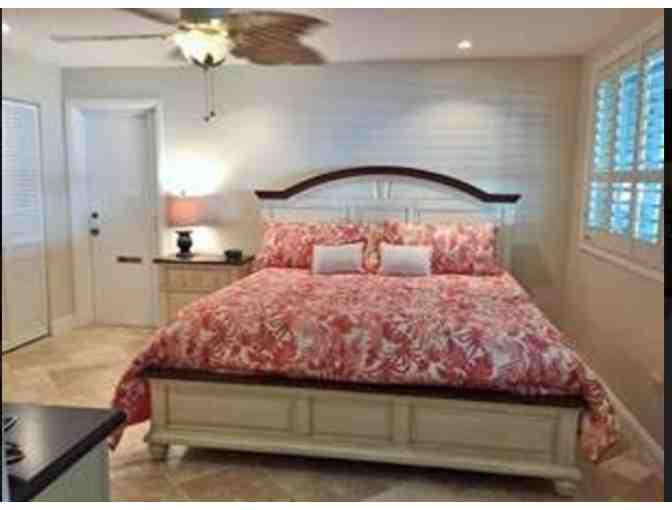 Sand, Sun, and Surf at Sarasota's St. Armand's Cirlce