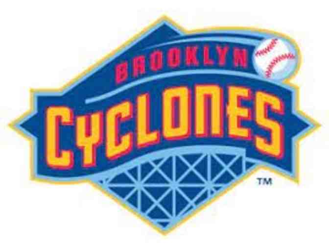 Brooklyn Cyclones - 4 Field Box Tickets - Photo 1
