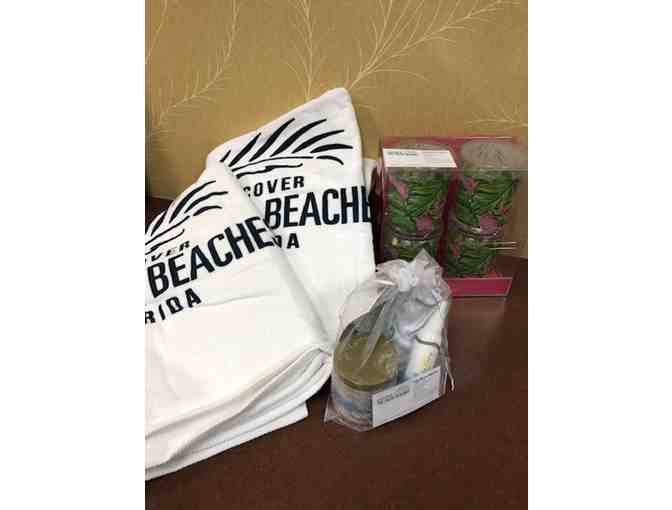Palm Beaches - Beach Survival Kit