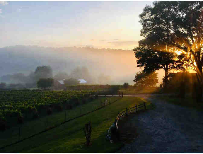 3- Night Stay at Stonewall Creek Farm Guesthouse with Golf and Wine Tasting