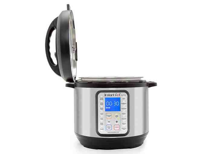 INSTANT POT DUO PLUS 60 9 IN 1 MULTI-USE PROGRAMMABLE PRESSURE COOKER, 6QT