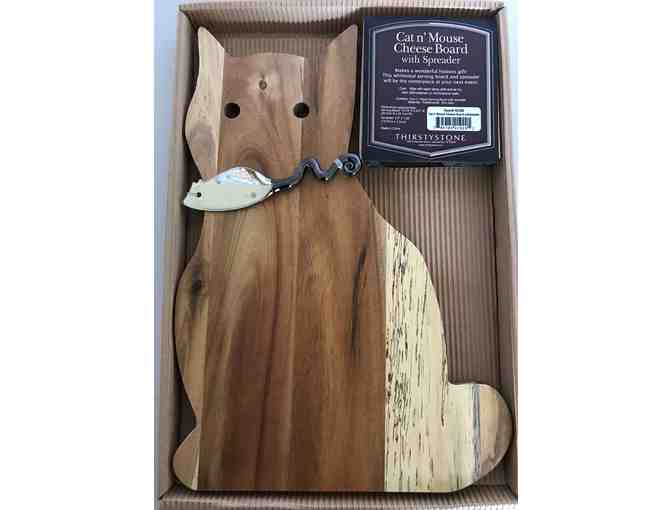 ACACIA CAT & MOUSE  CHEESE BOARD WITH SPREADER PLUS CATWALK APRON & TEA TOWEL - Photo 1