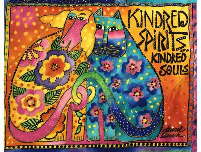 KINDRED SPIRITS STUNNING HANDMADE LAP QUILT, 47' X 54'