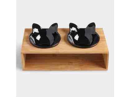 ELEVATED CAT FEEDER WITH CAT SHAPED BOWLS