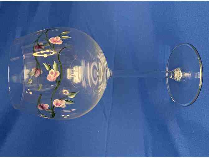 Wine Tasting for Two at Mill River Winery and a Set of Wine Glasses