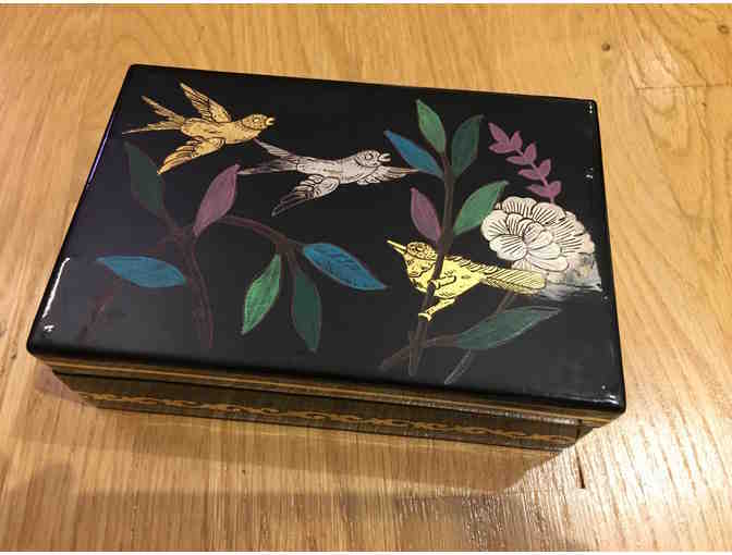 Lacquer box from Myanmar