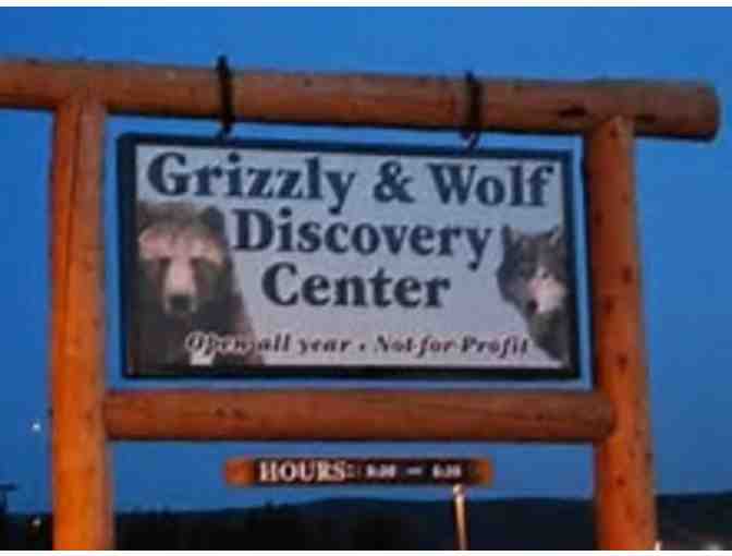 6 Admit One Passes for the Grizzly & Wolf Discovery Center