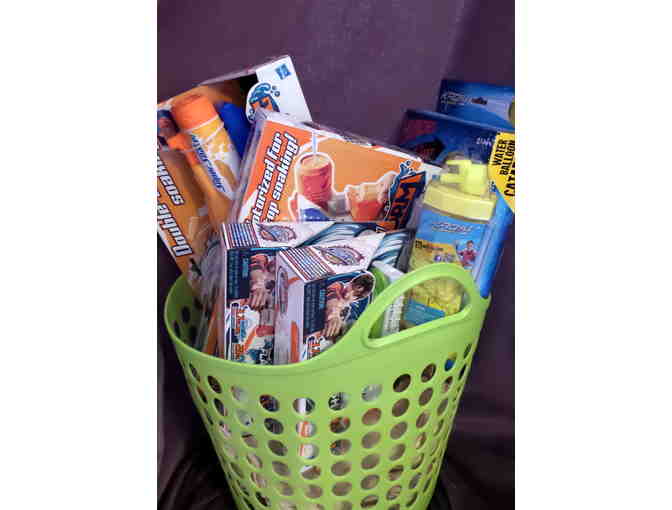 COOL SUMMER NERF WATER TOY BASKET!
