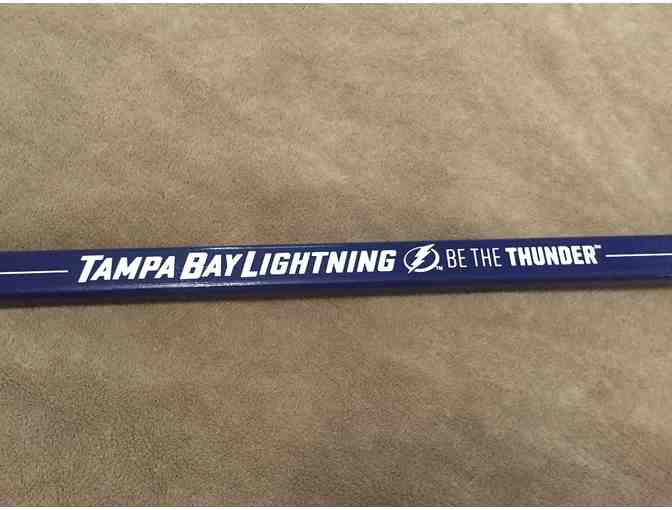 NHL - Tampa Bay Lightning 2015-2016 Signed Team Replica Hockey Stick