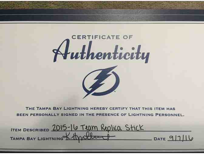 NHL - Tampa Bay Lightning 2015-2016 Signed Team Replica Hockey Stick
