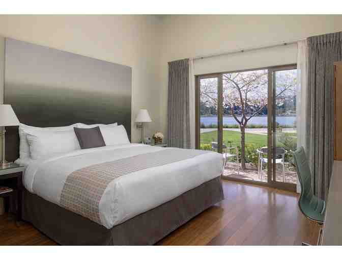 Acqua Hotel - 2 Night Stay in Deluxe King Room