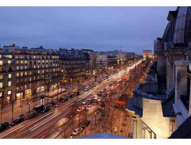 (2) Night- 5 Star Luxury in Paris, France! - Photo 2
