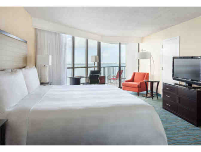 ( 2 ) Nights in Miami Biscayne Bay!