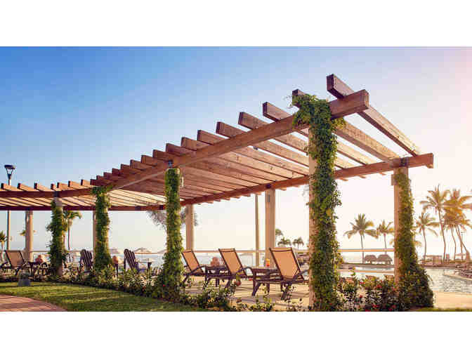 ( 2 ) Nights @ Puerto Vallarta Resort & Spa with Breakfast for Two
